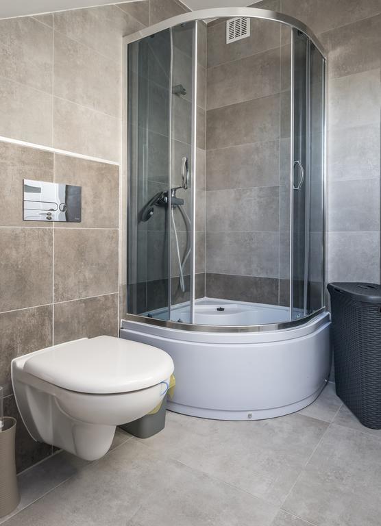 קארוויה Na Fali Apartament W Karwi מראה חיצוני תמונה